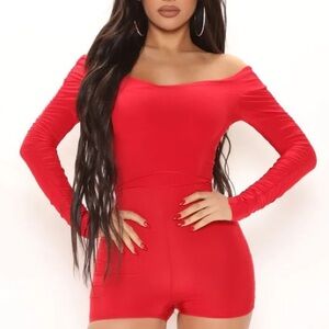 NWT Red Ruched Long Sleeve Stretchy Romper - Large